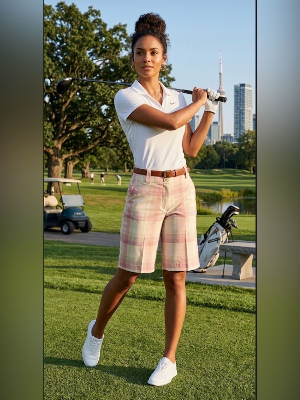 Nike Dri Fit Bermuda Golf Shorts plaid pink and cream color. Activewear size 10.